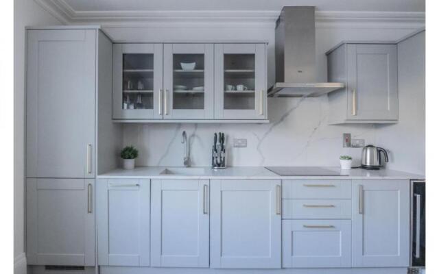 Royal Kensington - Standard 3 bed