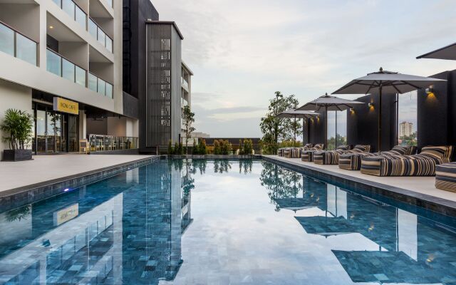 Hotel Ikon Phuket