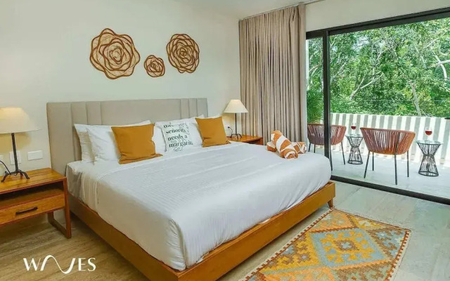 2 Br. Roof W/infinity Pool + Jacuzzi Spacious