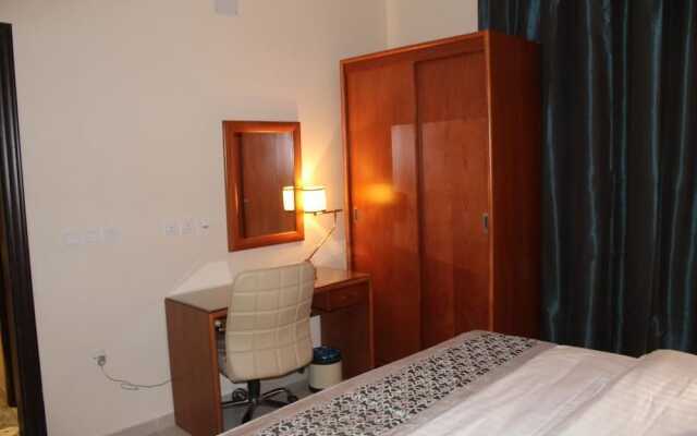 Pestana Hotel & Suites