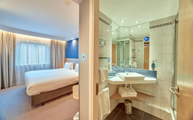 Holiday Inn Express London - Stratford by IHG