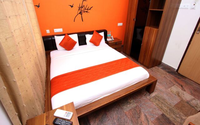 OYO 451 Goyal Residency
