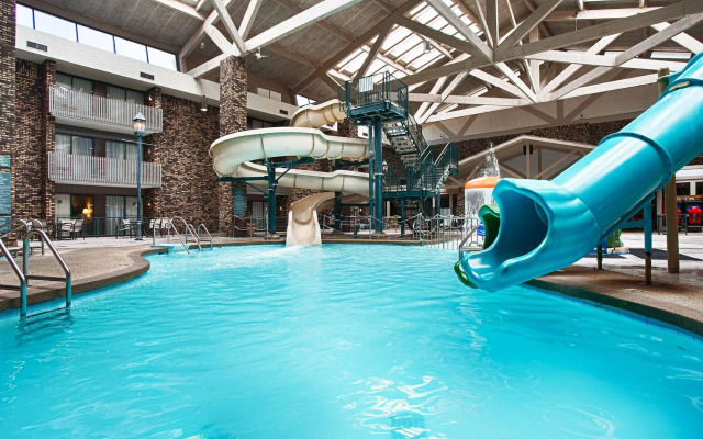 Bismarck Hotel and Conference Center