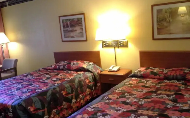 Travelodge By Wyndham Tulsa