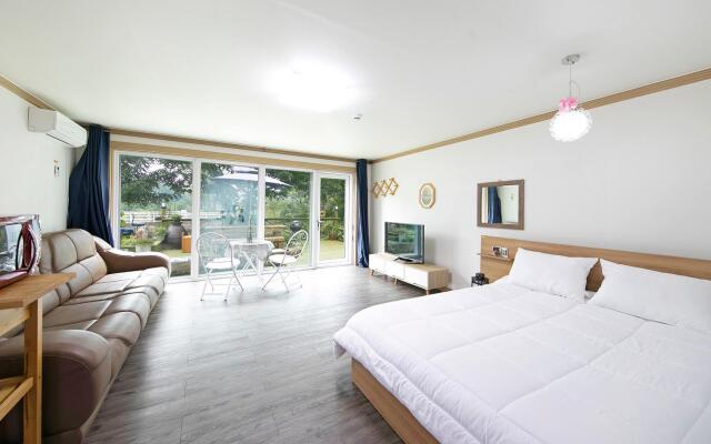 Hongcheon Gugotegamyun Pension