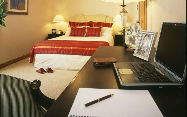 Belvedere All Suites Service Apartments