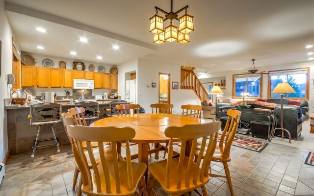 Winterset 3 by Retreatia