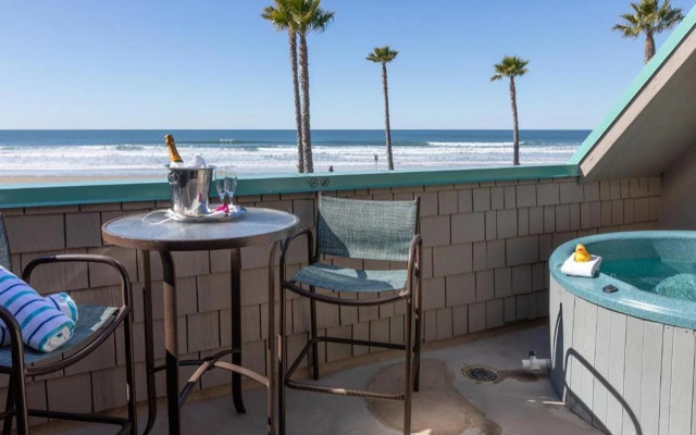 SeaVenture Beach Hotel