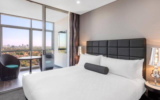 Meriton Suites Chatswood