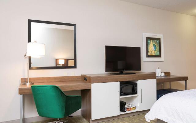 Hampton Inn & Suites East Lansing/Okemos