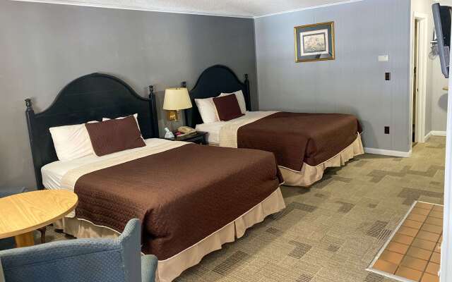 Travelodge by Wyndham Lincoln Near White Mountain