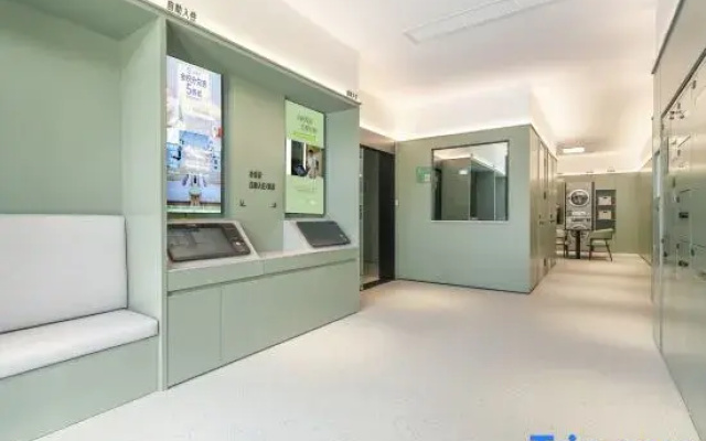 Hi Inn Hotel (Chengdu Tianfu New Area Nanhu Overpass Subway Station)