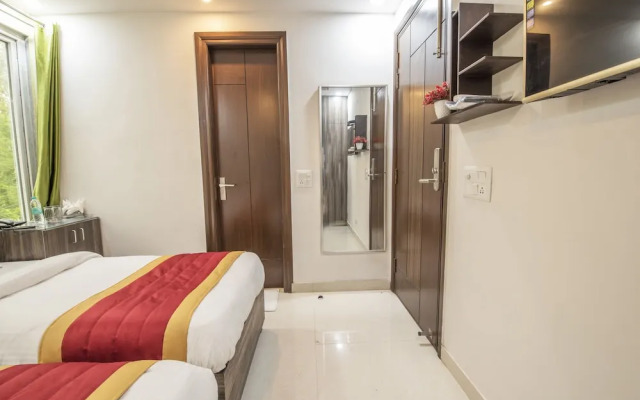Royal Comfort Castle By OYO Rooms