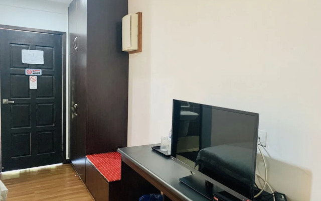 OYO 90036 Eagle Wood Garden