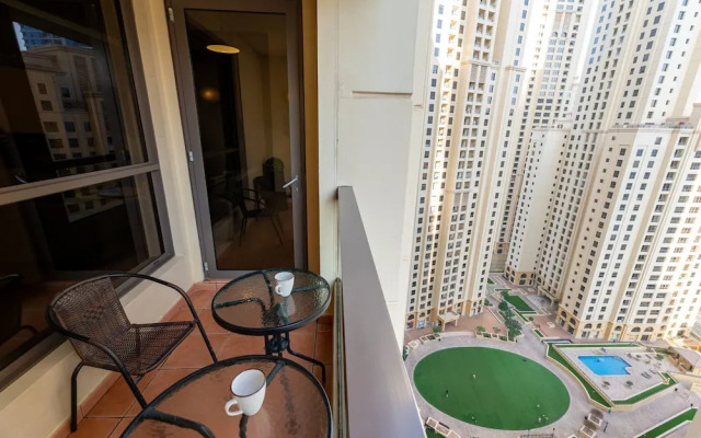 Cozy 3BR Space at JBR Beach Nearby