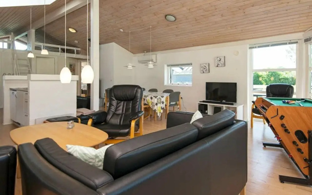 11 Person Holiday Home in Glesborg