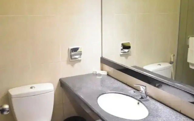 Hotel 88 Diponegoro