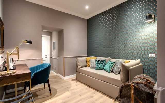 Tree Charme Parliament Boutique Hotel