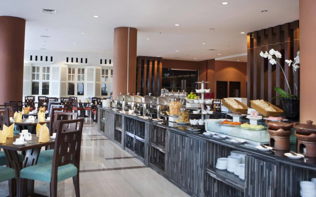 Grand Edge Hotel Semarang