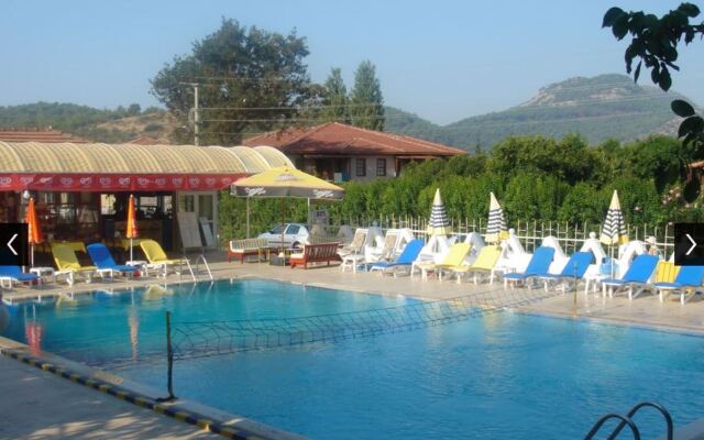 Happy Nur Hotel