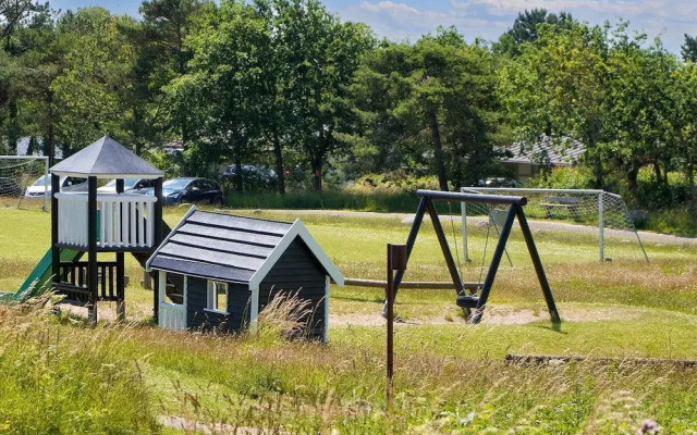 6 Person Holiday Home in Gilleleje