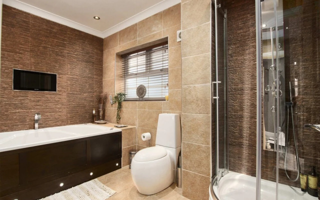 Homebird Property - Carter Knowle House