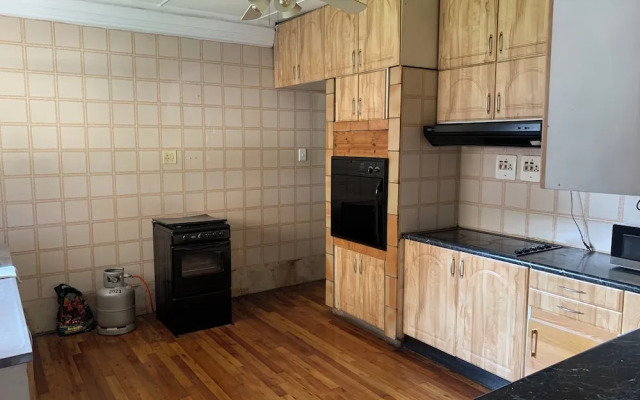 Palm Haven on Sarnia