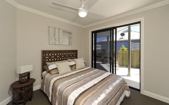 Tomaree Road, 16, The Tomaree