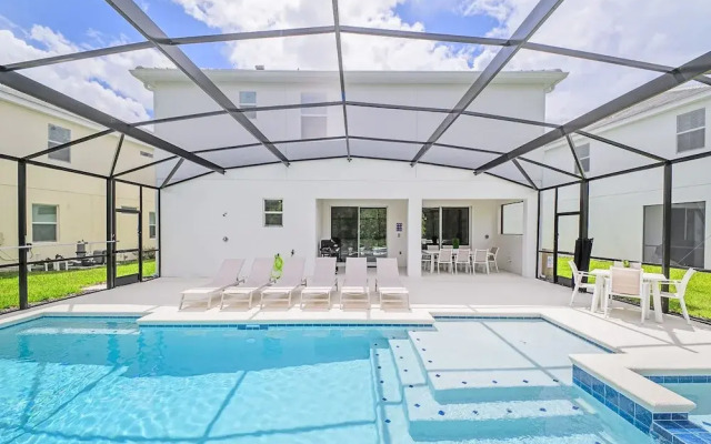 Luxury Private Pool 26 Guest Capacity Mansion