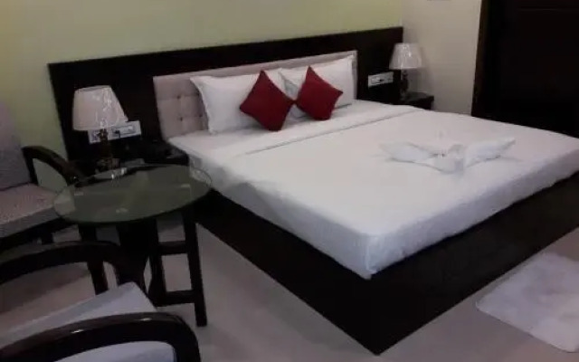 Hotel Saptarishi