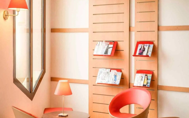 ibis Saint Lo La Chevalerie