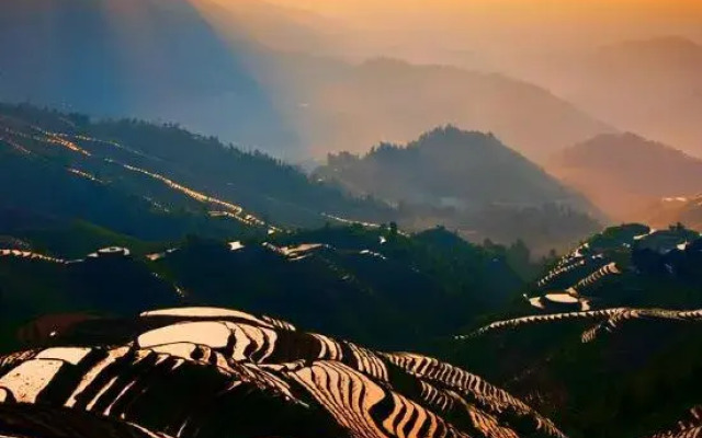 Longsheng Yaosu Express Hotel