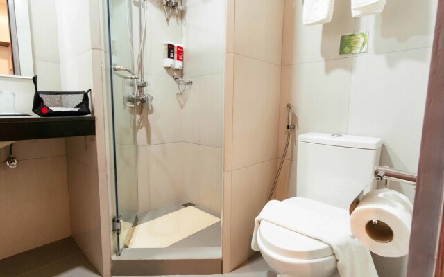 RedDoorz Premium near Ateneo Katipunan