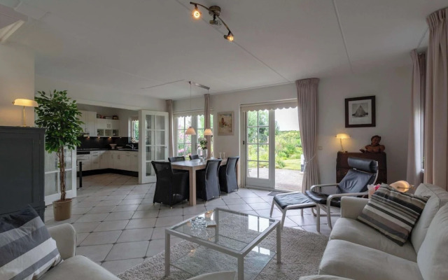 Vacation Villa With Beautyful Garden