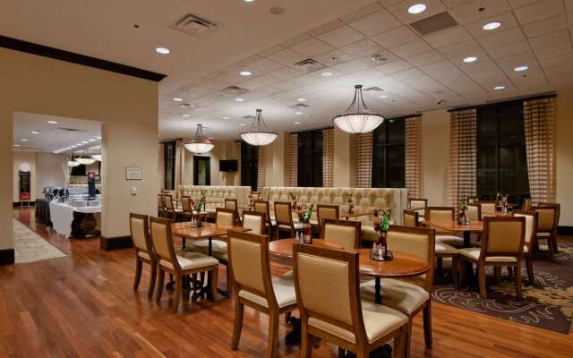 Embassy Suites San Antonio Riverwalk-Downtown