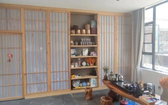 Dali Xiyan Xiaozhu Homestay (Shuanglang Scenic Area Center Branch)