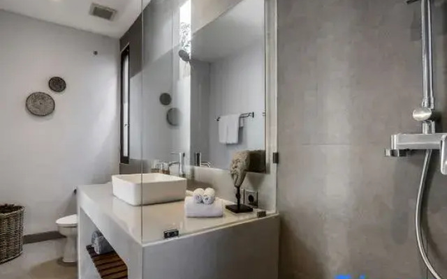 Villa Pool Bar by BaliSuperHost