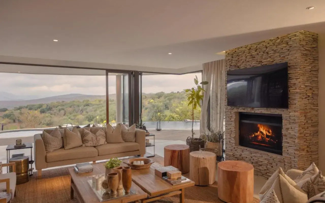 Jumeirah Thanda Safari