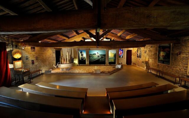 Le Logis Des Bessons