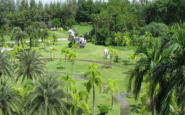 Rock Garden Beach Resort