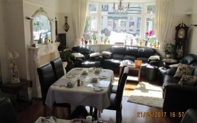 Valdene Hotel