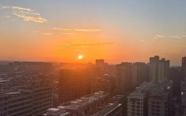 Aidu Chuangxiang Hotel (Yudong High-speed Railway Station)