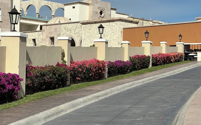 Three BR Residence at Hacienda Encantada
