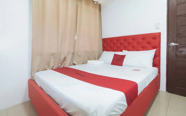 RedDoorz at Najar Residences near NAIA