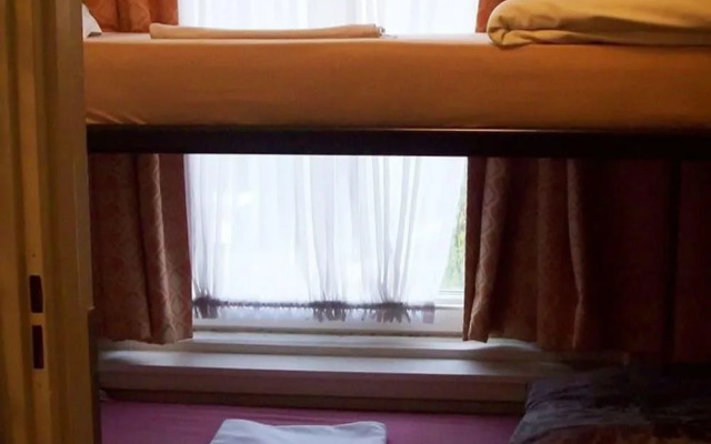 Amsterdam Hostel Sarphati