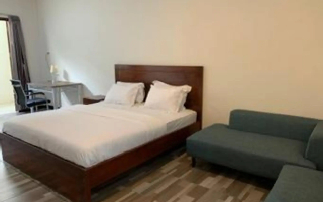 Eora Hotel Dobo