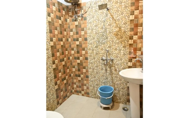 Hotel Arya