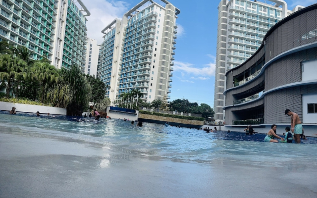 Azure Urban Resort And Residences