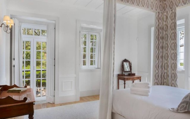 Amazing 4 bedroom Villa with POOL, View & Garden