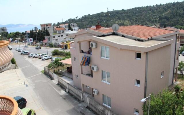 Apartments Petricevic